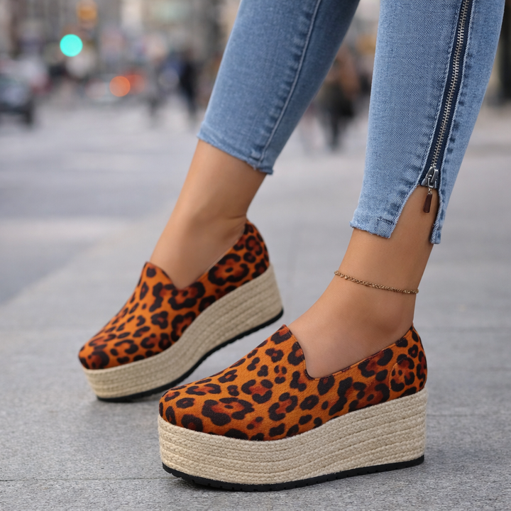 Zelora Rise Platform Sandals