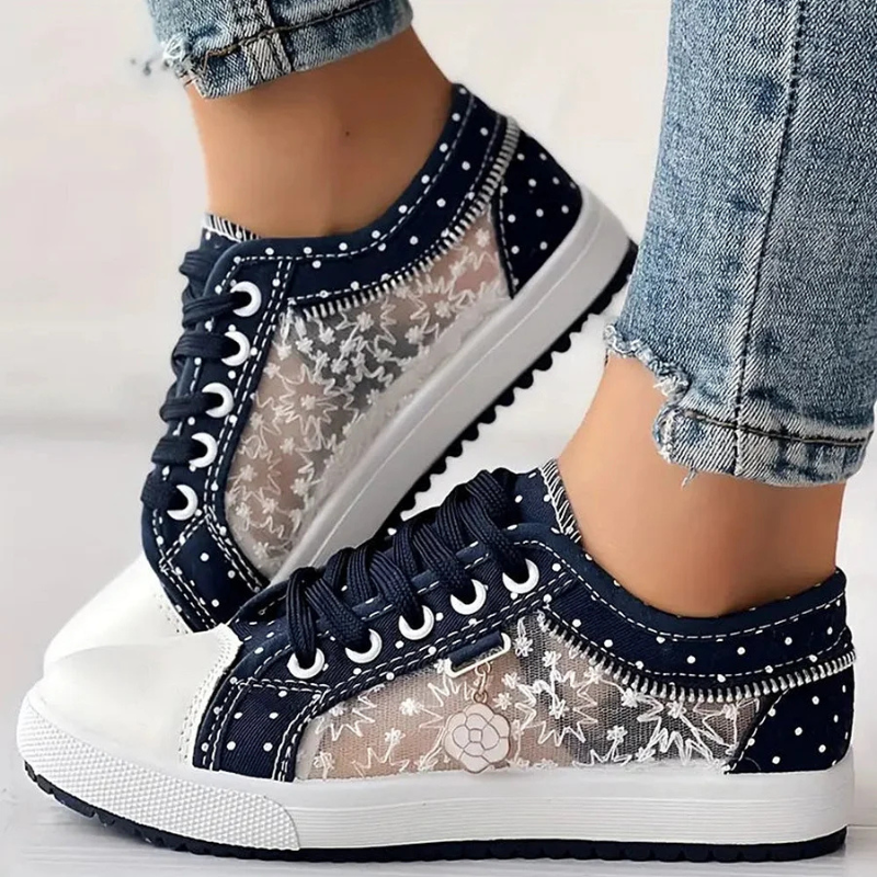 Mary | ELEGANT WOMEN'S SNEAKERS WITH FLORAL DETAILS