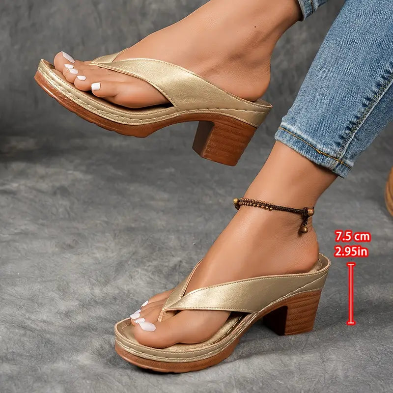 Ellie Sandals: Style & Comfort
