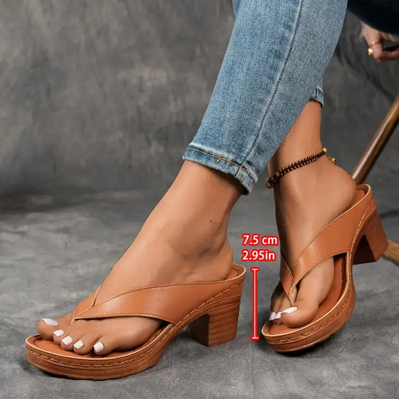 Ellie Sandals: Style & Comfort