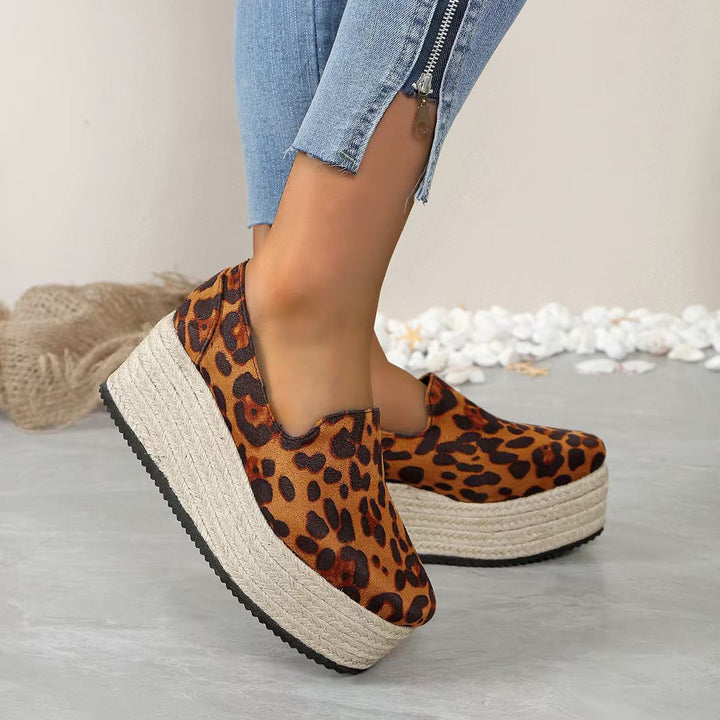 Zelora Rise Platform Sandals