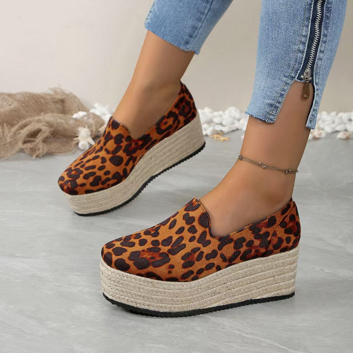 Zelora Rise Platform Sandals