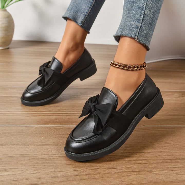 Elara Everyday Comfort Shoes