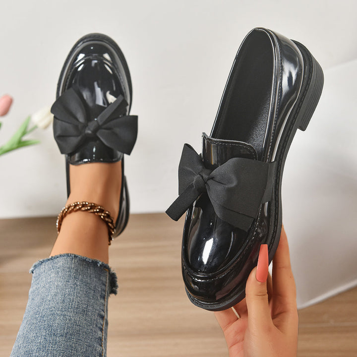 Elara Everyday Comfort Shoes