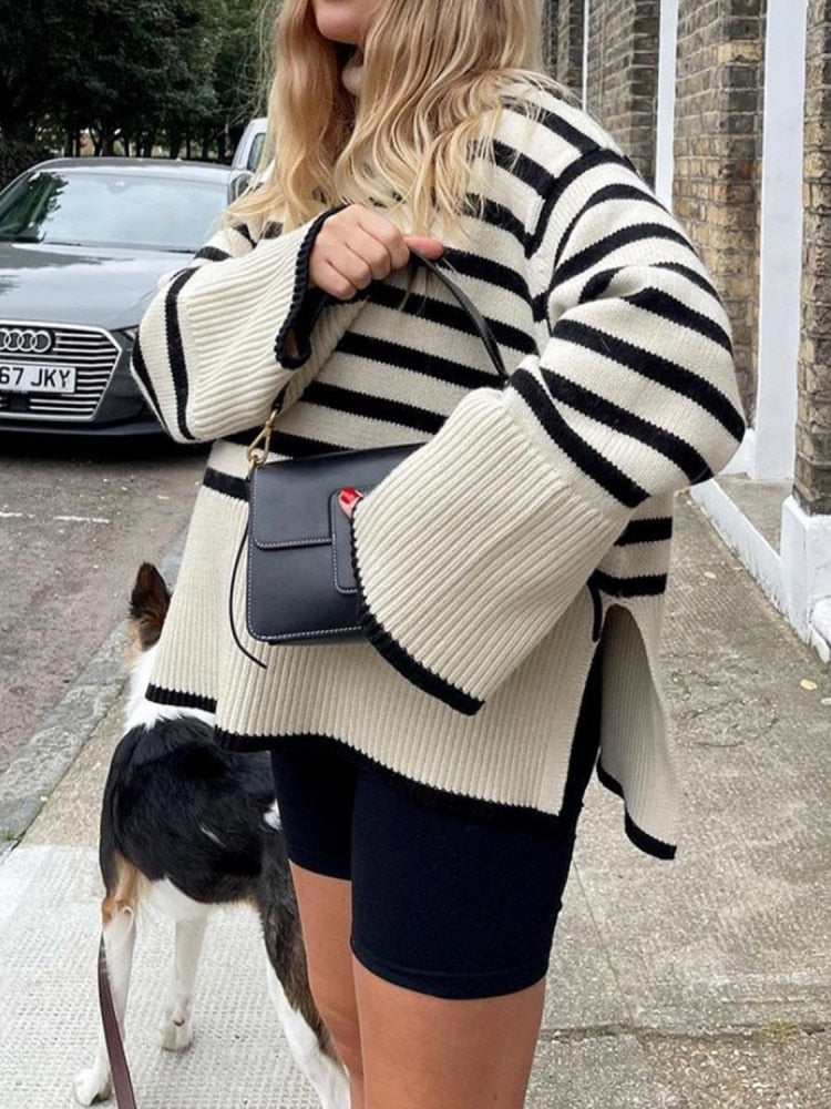 Calla – Chic Striped Casual Sweater
