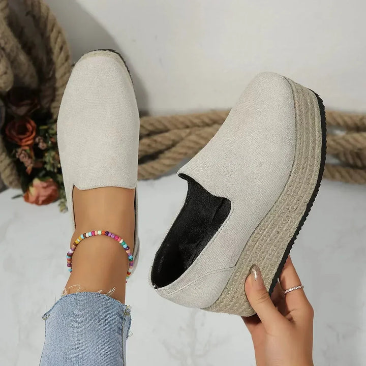 Zelora Rise Platform Sandals