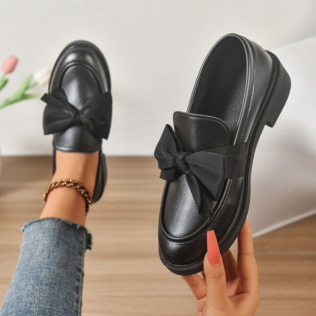 Elara Everyday Comfort Shoes