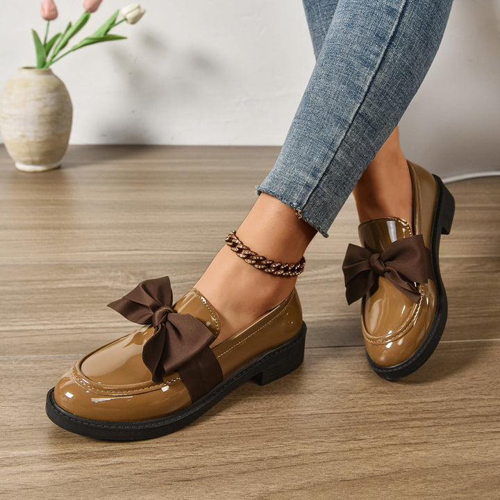 Elara Everyday Comfort Shoes