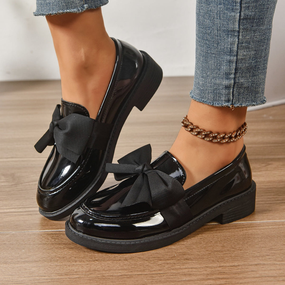 Elara Everyday Comfort Shoes
